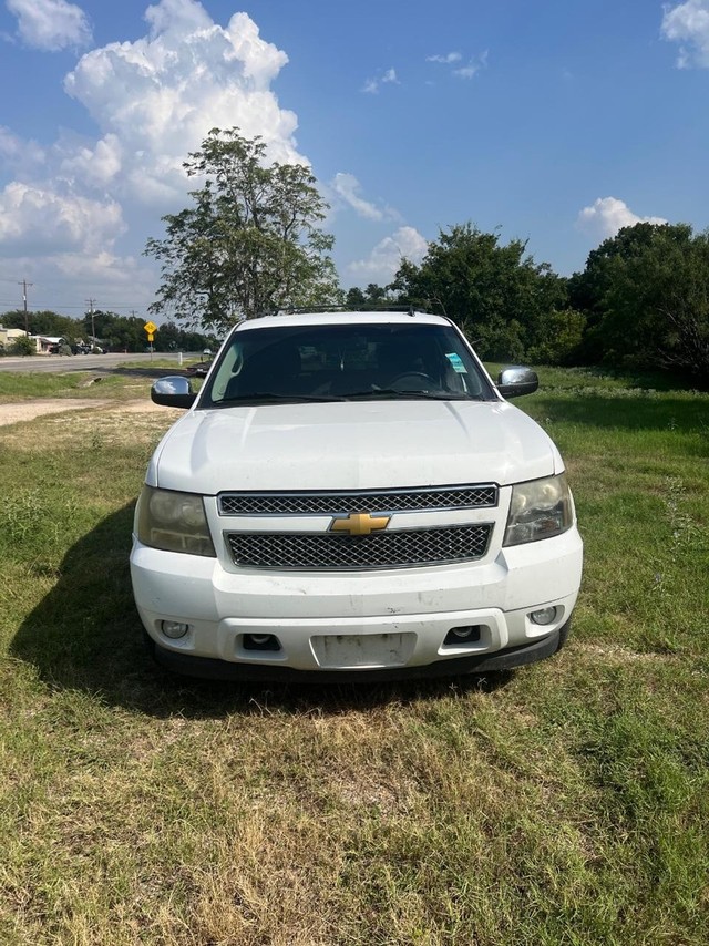 Chevrolet Tahoe Vehicle Full-screen Gallery Image 06