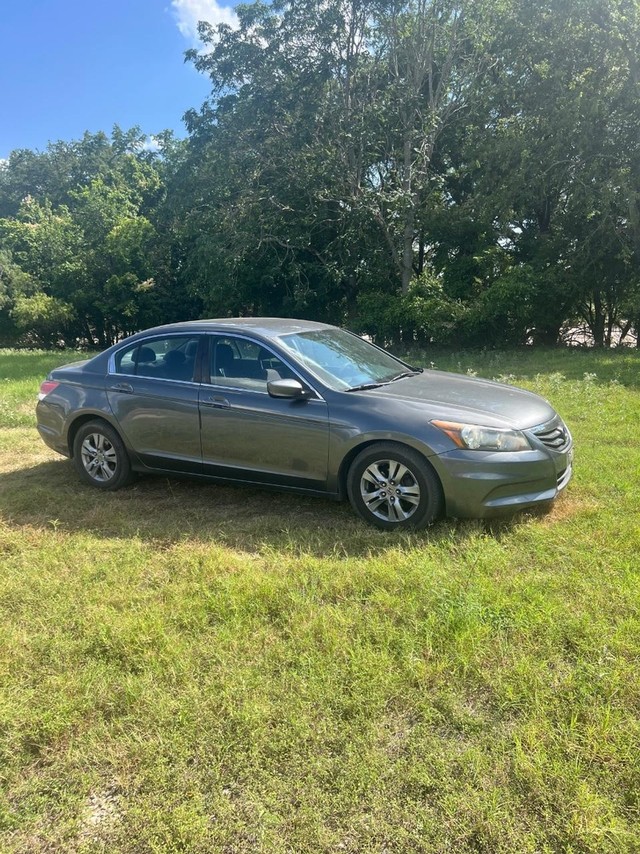 more details - honda accord sedan