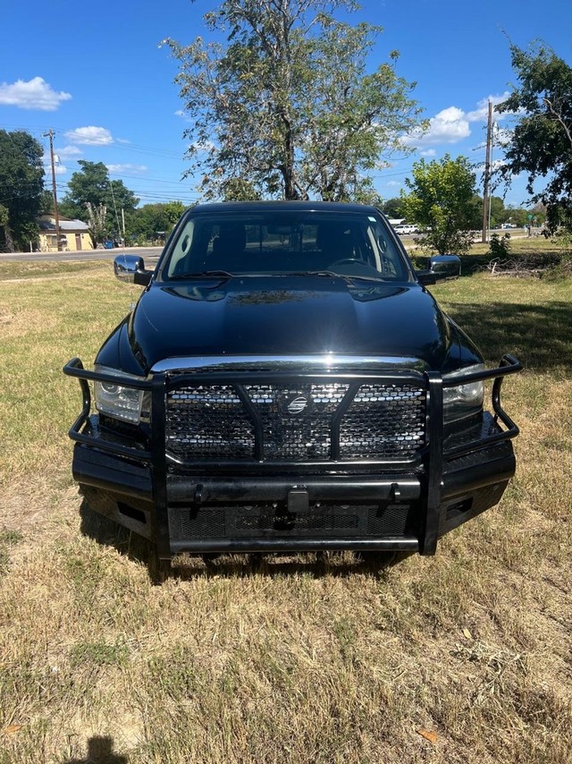 Ram 1500 Vehicle Full-screen Gallery Image 02