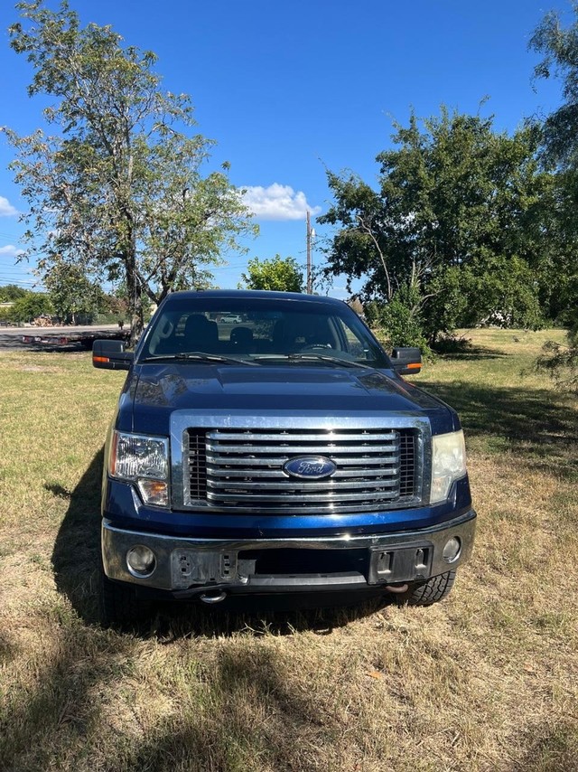 Ford F-150 Vehicle Full-screen Gallery Image 02