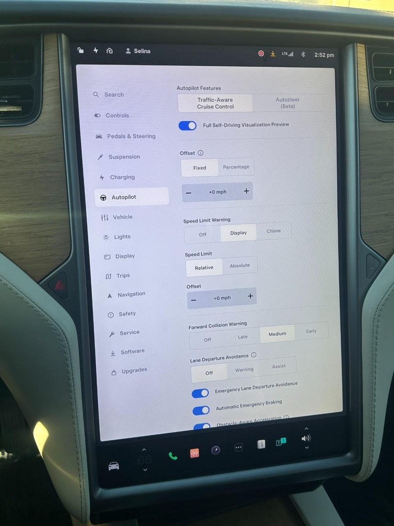 2019 Tesla Model X Long Range photo