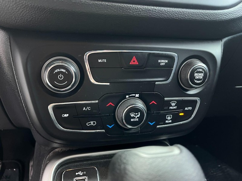2019 Jeep Compass 2WD Sport photo