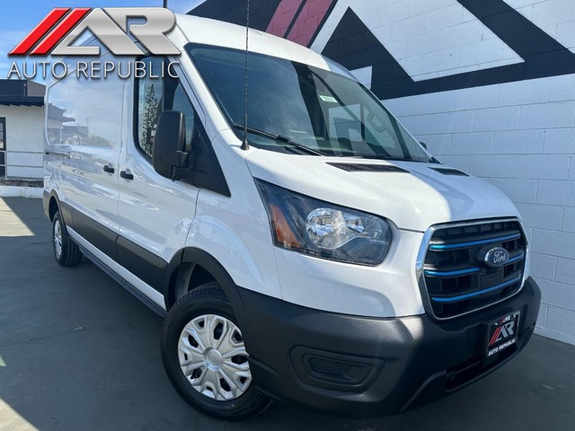 Ford E-Transit Cargo Van - 2022 Ford E-Transit Cargo Van - 2022 Ford
