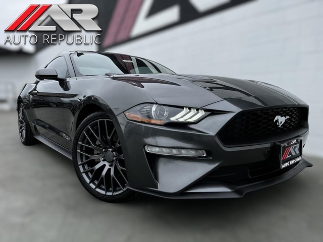 more details - ford mustang