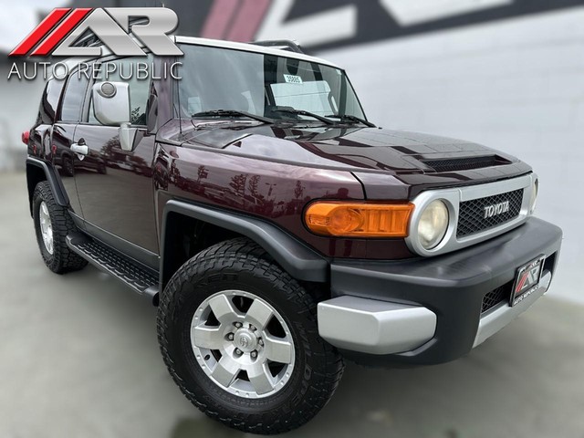 2007 Toyota FJ Cruiser 4x4 w/Convenience & Upgrade Package #1 + C7 at Auto Republic in Cypress CA