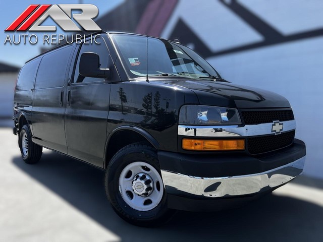 Chevrolet Express Cargo Van RWD 2500 135" - 2018 Chevrolet Express Cargo Van RWD 2500 135" - 2018 Chevrolet RWD 2500 135"