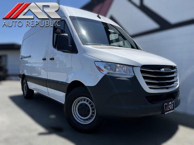 Freightliner Sprinter Crew Van 2500 SR 144" wheelbase - 2021 Freightliner Sprinter Crew Van 2500 SR 144" wheelbase - 2021 Freightliner 2500 SR 144" wheelbase