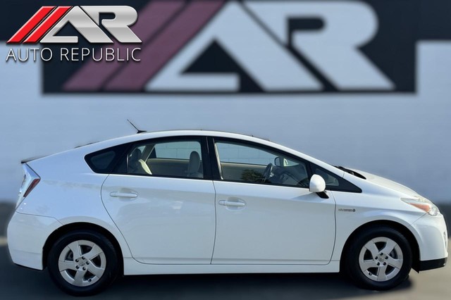 2010 Toyota Prius IV w/Solar Roof Package at Auto Republic in Fullerton CA