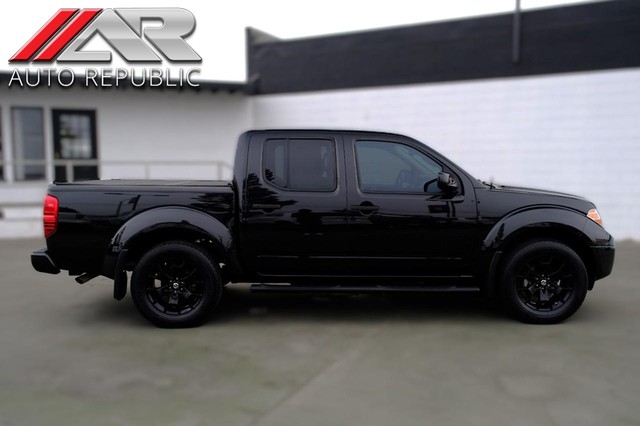 2019 Nissan Frontier SV CREW CAB W/Value Truck Package at Auto Republic in Orange CA