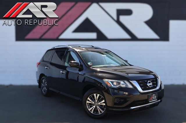 2018 Nissan Pathfinder S at Auto Republic in Cypress CA