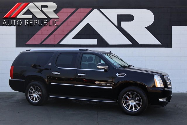 more details - cadillac escalade esv