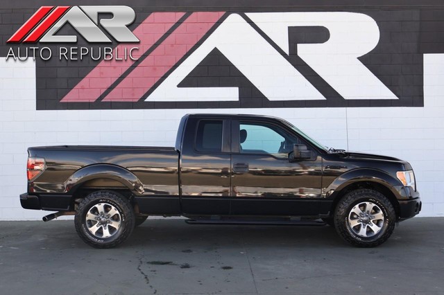 2011 Ford F-150 XLT SUPERCAB W/XLT CONVENIENCE & CUSTOM PACKAGES at Auto Republic in Orange CA