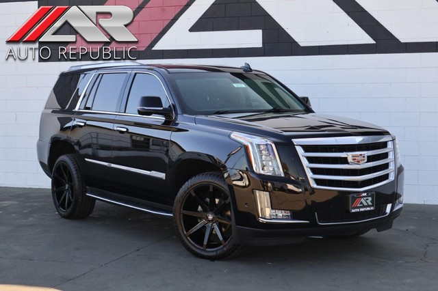 more details - cadillac escalade