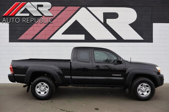 2008 Toyota Tacoma PreRunner access cab (Manual) at Auto Republic in Orange CA