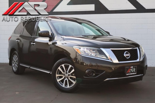 2015 Nissan Pathfinder S at Auto Republic in Fullerton CA