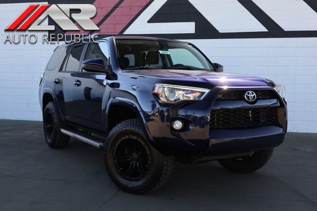 2017 Toyota 4Runner SR5 3Rd ROW SEATING, LIFTED W/NEW WHEELS & TIRES at Auto Republic in Cypress CA