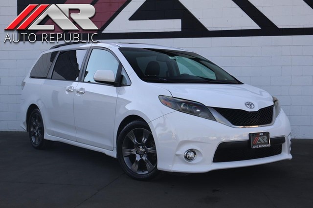 2015 Toyota Sienna SE w/Preferred Package at Auto Republic in Fullerton CA