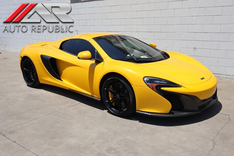 Mclaren 650S Vehicle Full-screen Gallery Image 01
