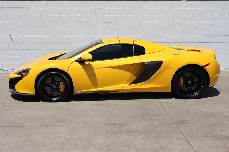Mclaren 650S Vehicle Full-screen Gallery Image 14