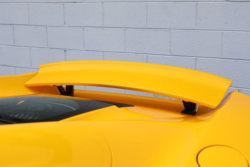 Mclaren 650S Vehicle Full-screen Gallery Image 22