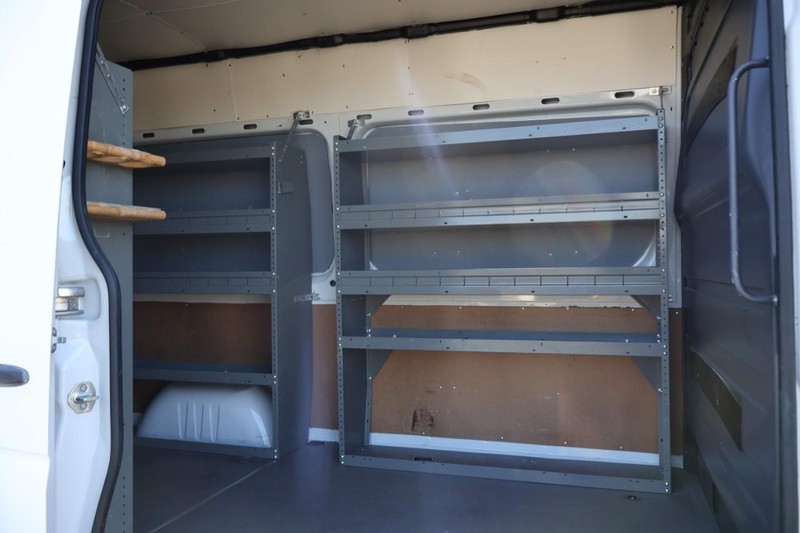 Mercedes-Benz Sprinter Cargo Vans Vehicle Full-screen Gallery Image 24