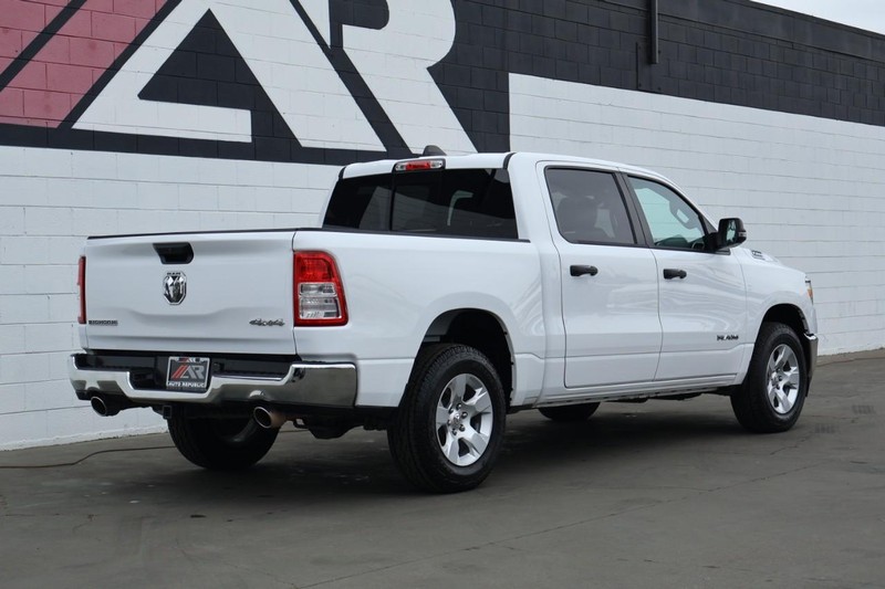 Ram 1500 Vehicle Full-screen Gallery Image 07