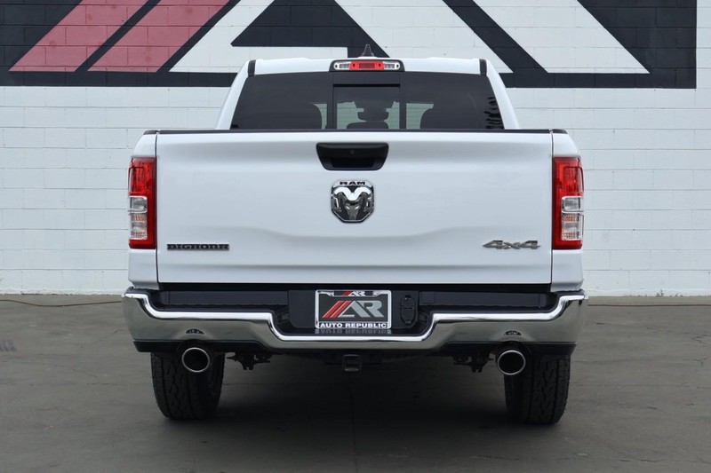 Ram 1500 Vehicle Full-screen Gallery Image 08