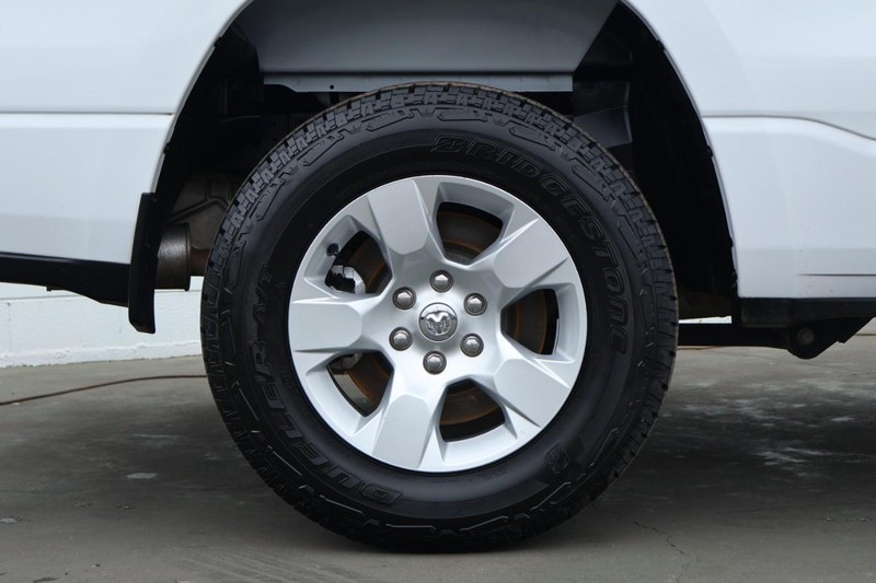 Ram 1500 Vehicle Full-screen Gallery Image 18