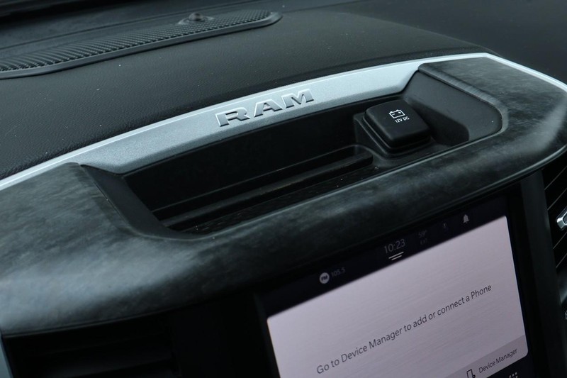 Ram 1500 Vehicle Full-screen Gallery Image 40