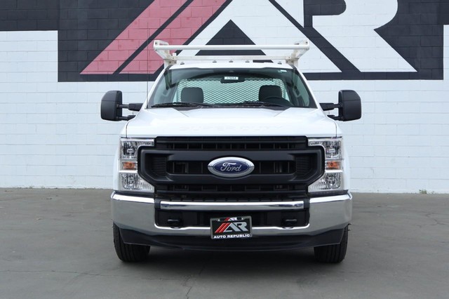 2021 Ford F-350 Super Duty Chassis Cab XL
