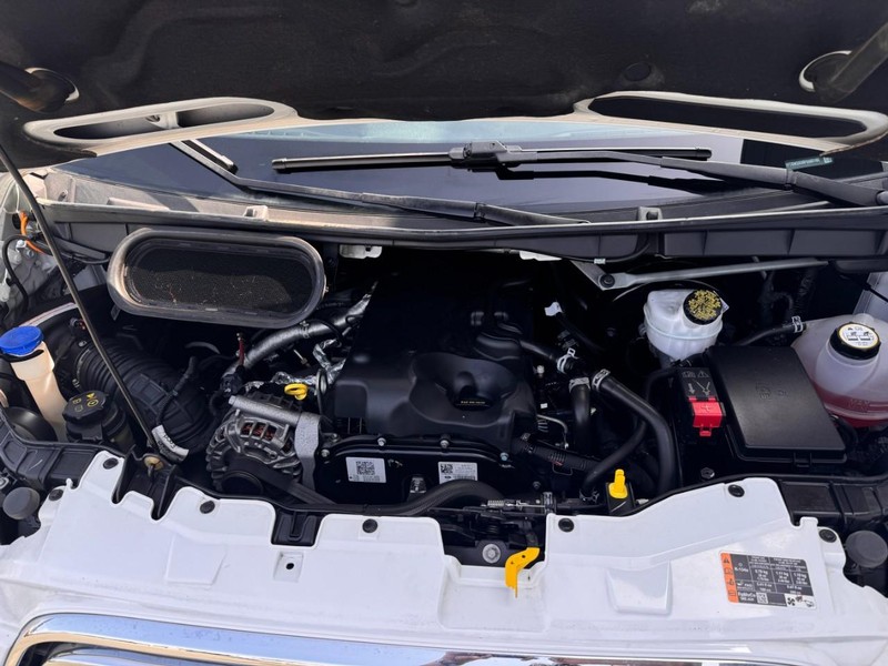 Ford Transit Cargo Van Vehicle Full-screen Gallery Image 15