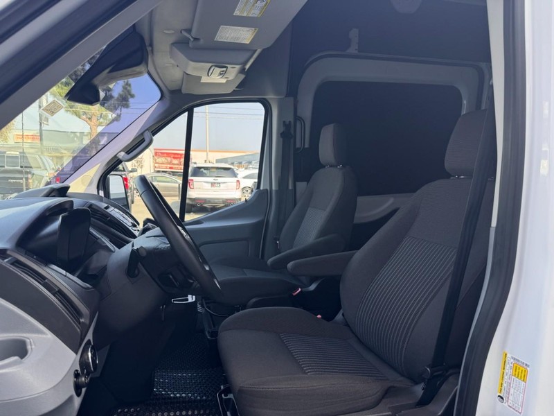 Ford Transit Cargo Van Vehicle Full-screen Gallery Image 20