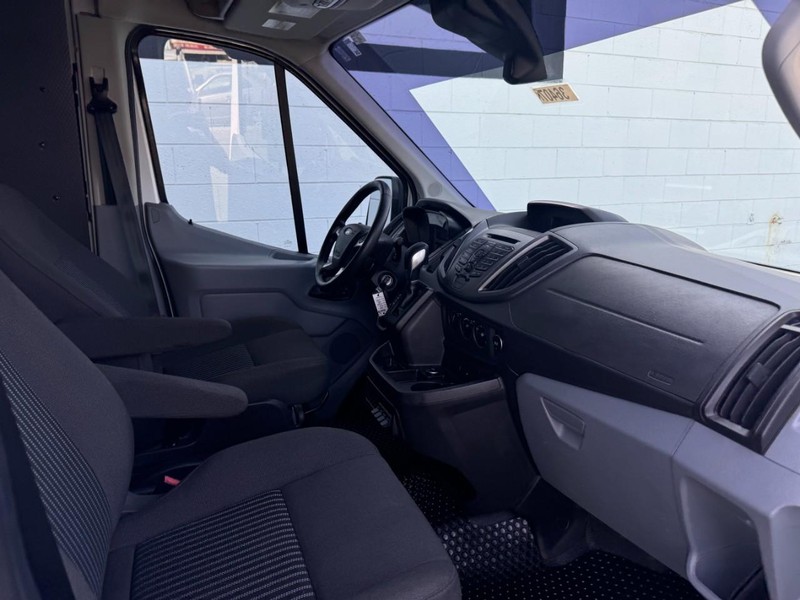 Ford Transit Cargo Van Vehicle Full-screen Gallery Image 22