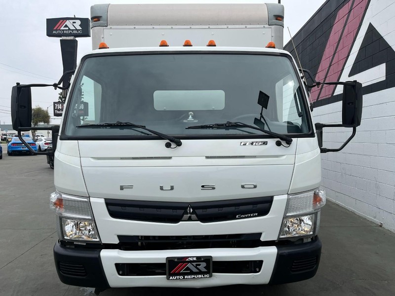 Mitsubishi FUSO FE180 Vehicle Full-screen Gallery Image 03