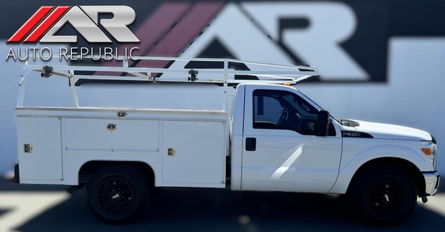 2015 Ford Super Duty F-350 SRW regular cab - XL Utility Chassis at Auto Republic in Cypress CA