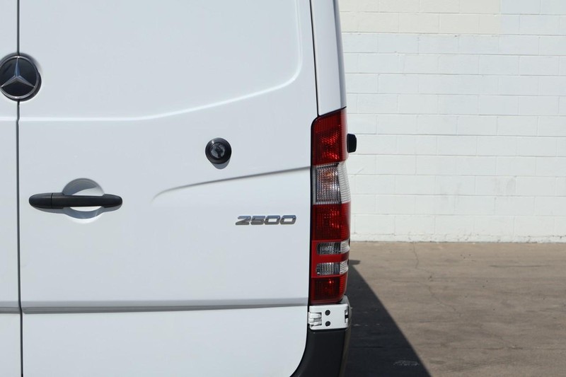 Mercedes-Benz Sprinter Cargo Van Vehicle Full-screen Gallery Image 07