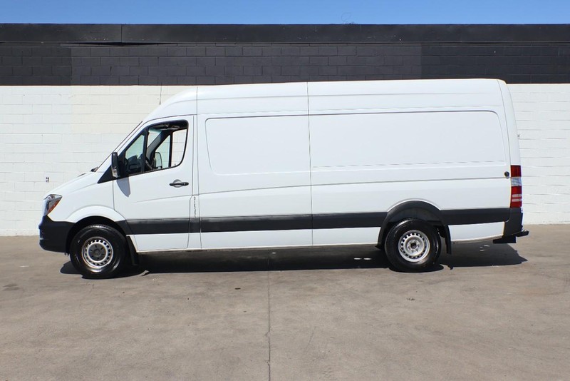 Mercedes-Benz Sprinter Cargo Van Vehicle Full-screen Gallery Image 11