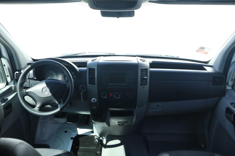 Mercedes-Benz Sprinter Cargo Van Vehicle Full-screen Gallery Image 24