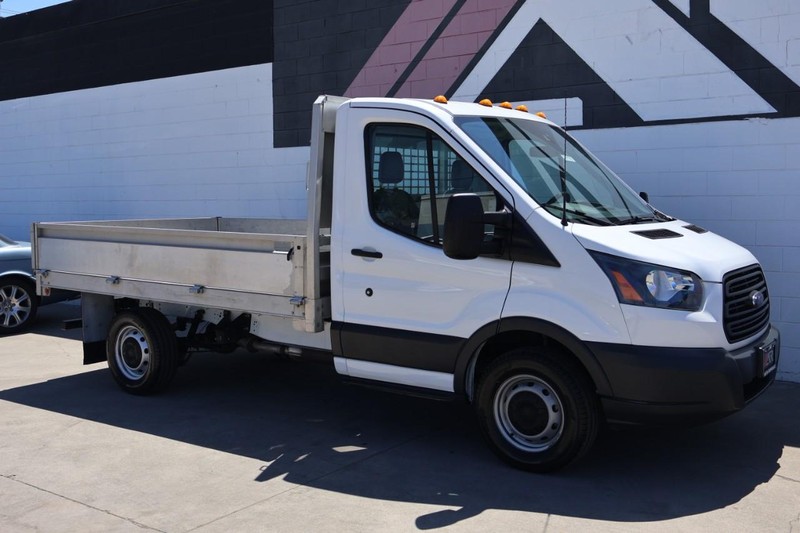 Ford Transit Chassis Vehicle Full-screen Gallery Image 04