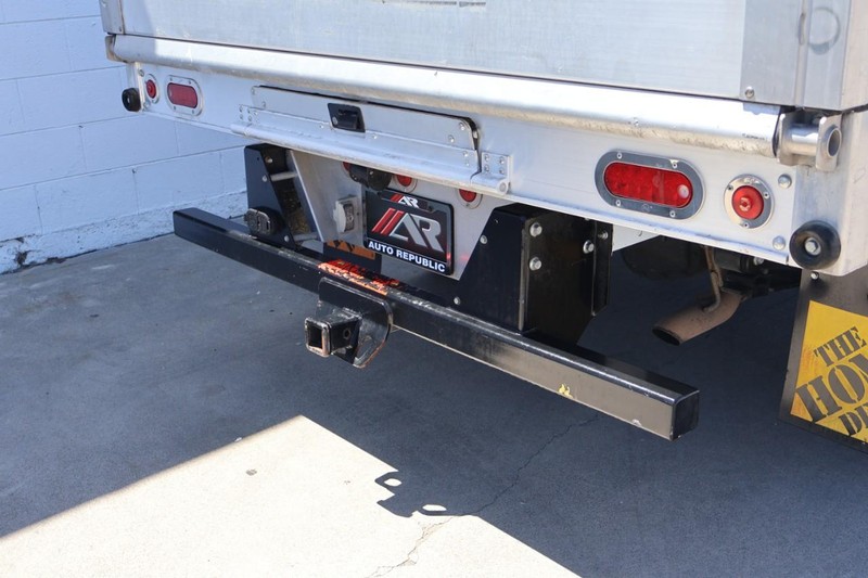 Ford Transit Chassis Vehicle Full-screen Gallery Image 06