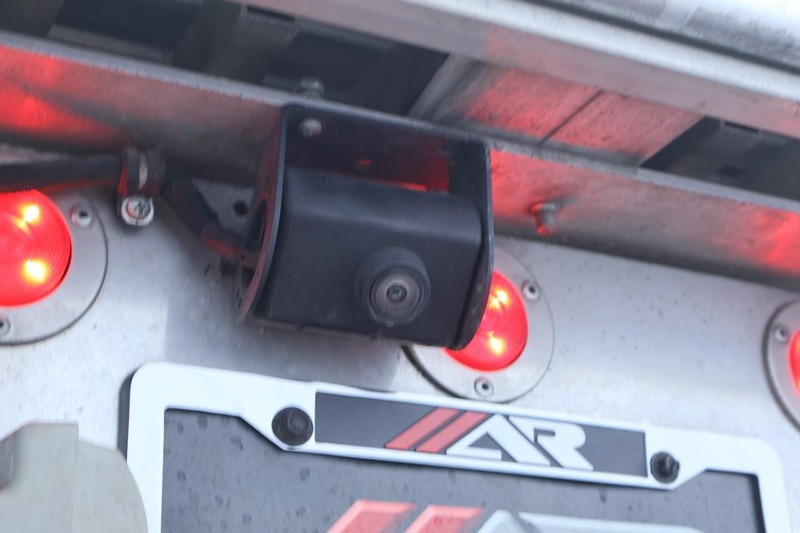 Ford Transit Chassis Vehicle Full-screen Gallery Image 09