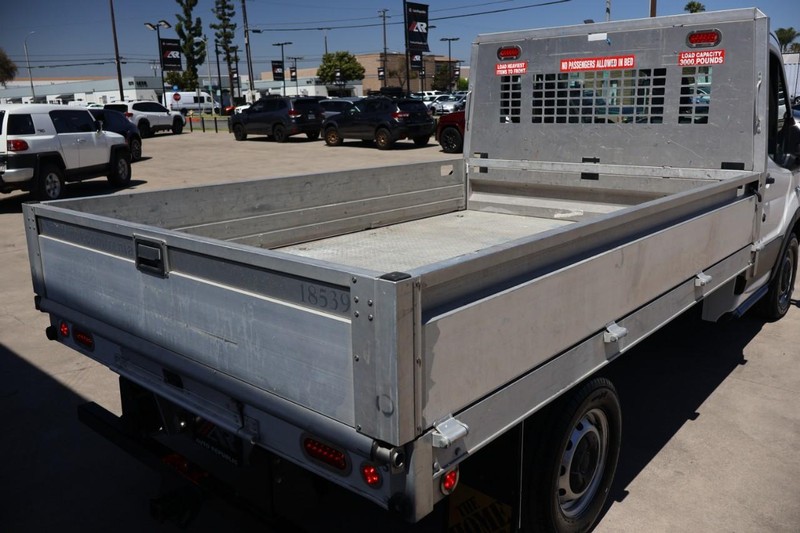 Ford Transit Chassis Vehicle Full-screen Gallery Image 10
