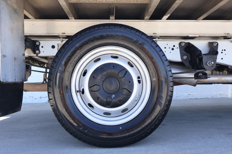 Ford Transit Chassis Vehicle Full-screen Gallery Image 18