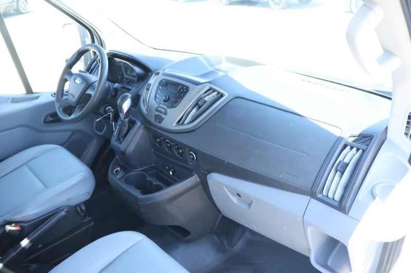 Ford Transit Chassis Vehicle Full-screen Gallery Image 23