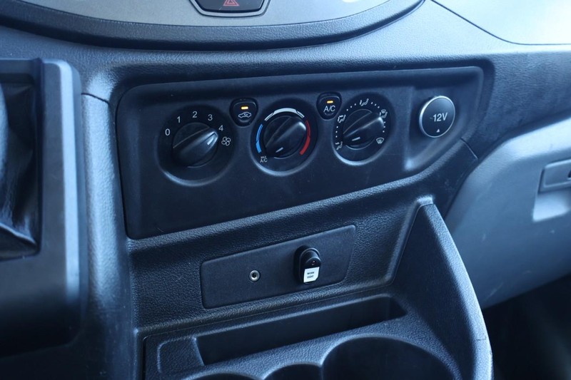 Ford Transit Chassis Vehicle Full-screen Gallery Image 30