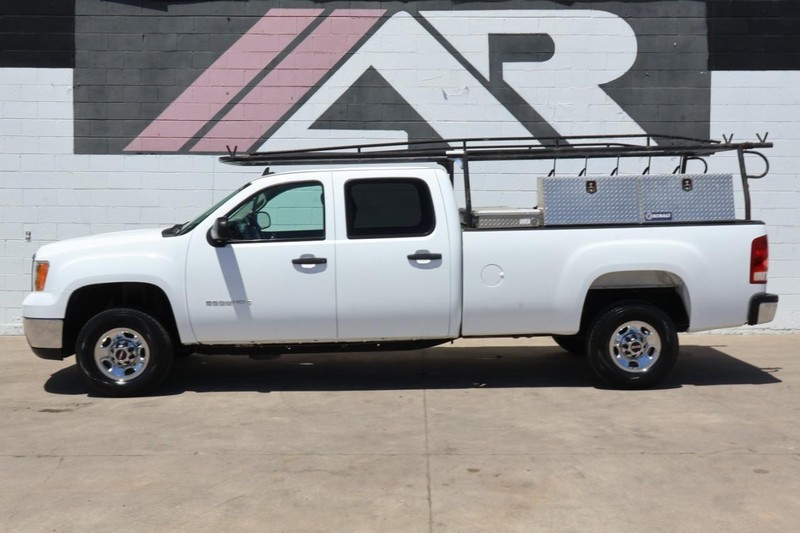 GMC Sierra 2500HD Vehicle Full-screen Gallery Image 11