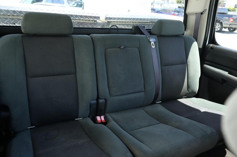 GMC Sierra 2500HD Vehicle Full-screen Gallery Image 22