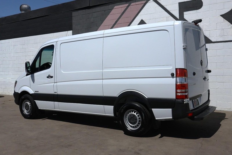Mercedes-Benz Sprinter Cargo Vans Vehicle Full-screen Gallery Image 11