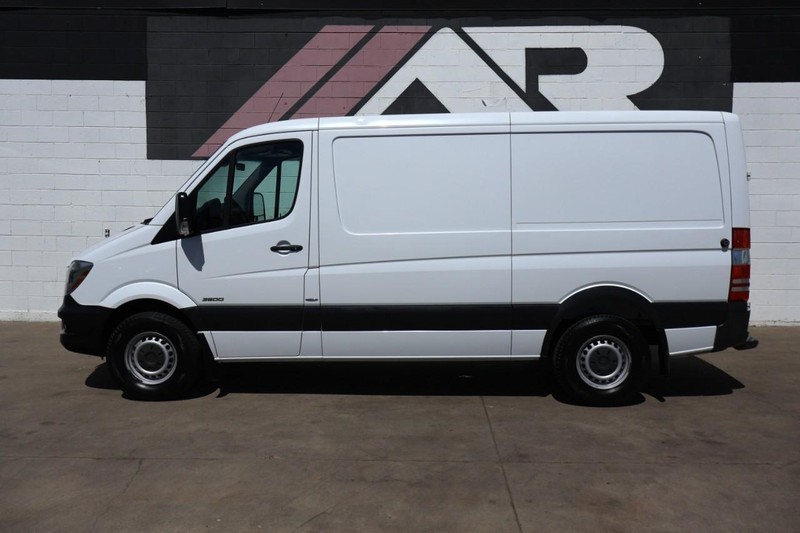 Mercedes-Benz Sprinter Cargo Vans Vehicle Full-screen Gallery Image 12
