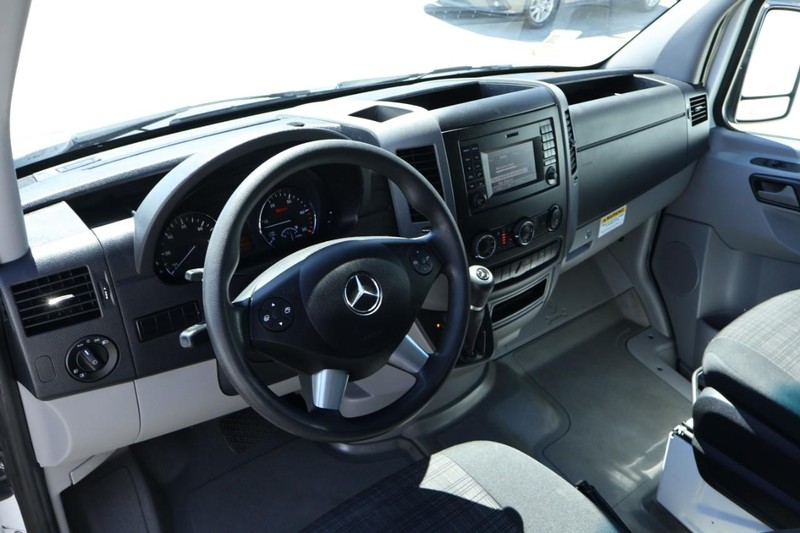 Mercedes-Benz Sprinter Cargo Vans Vehicle Full-screen Gallery Image 17